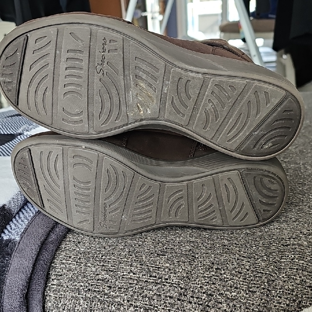 Skechers Dark Brown Ankle Booties - Picture 4 of 8